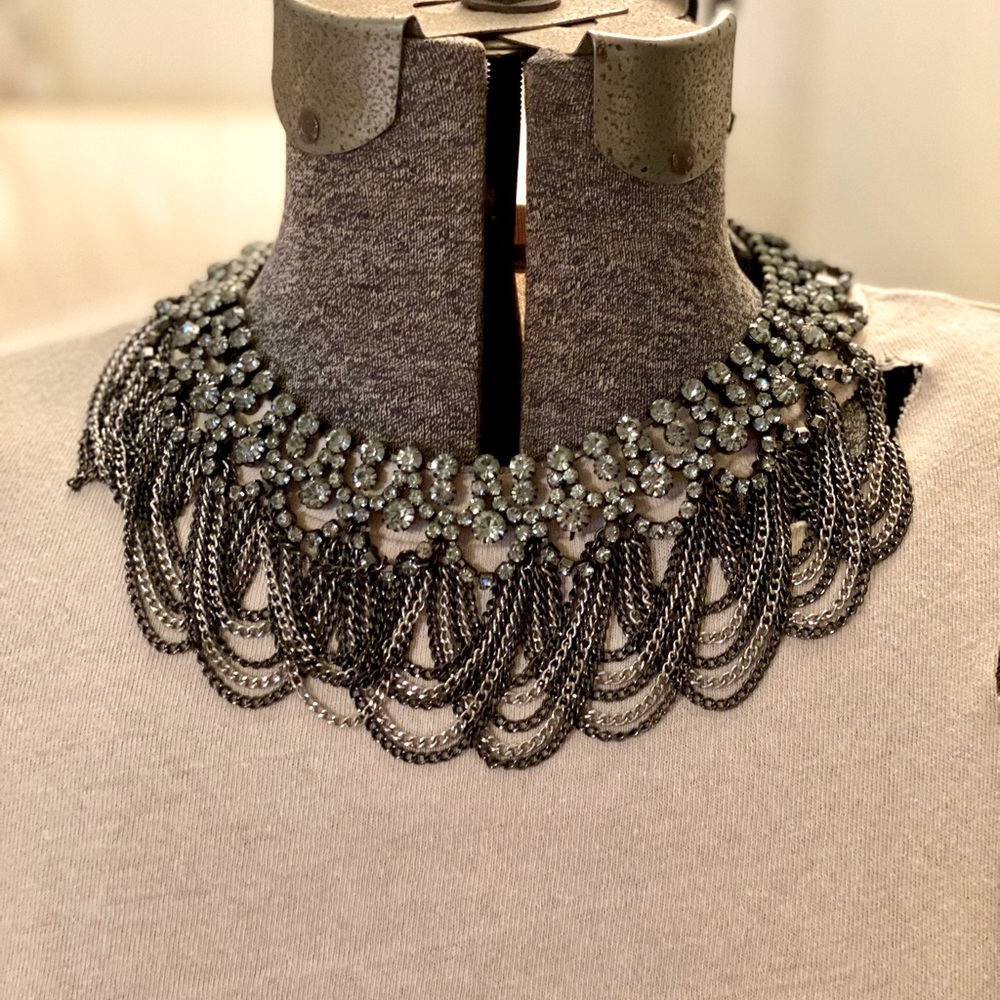 BCBG statement necklace